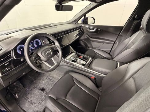 Used 2020 Audi Q7 3.0T Prestige image 12