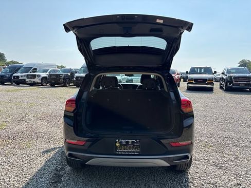 Used 2025 Buick Encore GX Preferred AWD/4WD image 13