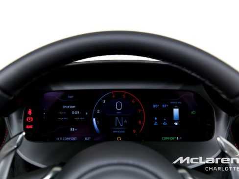New 2026 McLaren 750S image 15