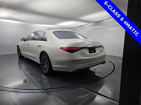 Used 2022 Mercedes-Benz S 580 4MATIC Sedan image 10