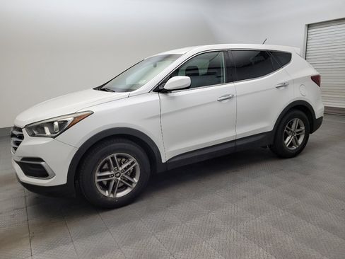 Used 2018 Hyundai Santa Fe Sport FWD image 2