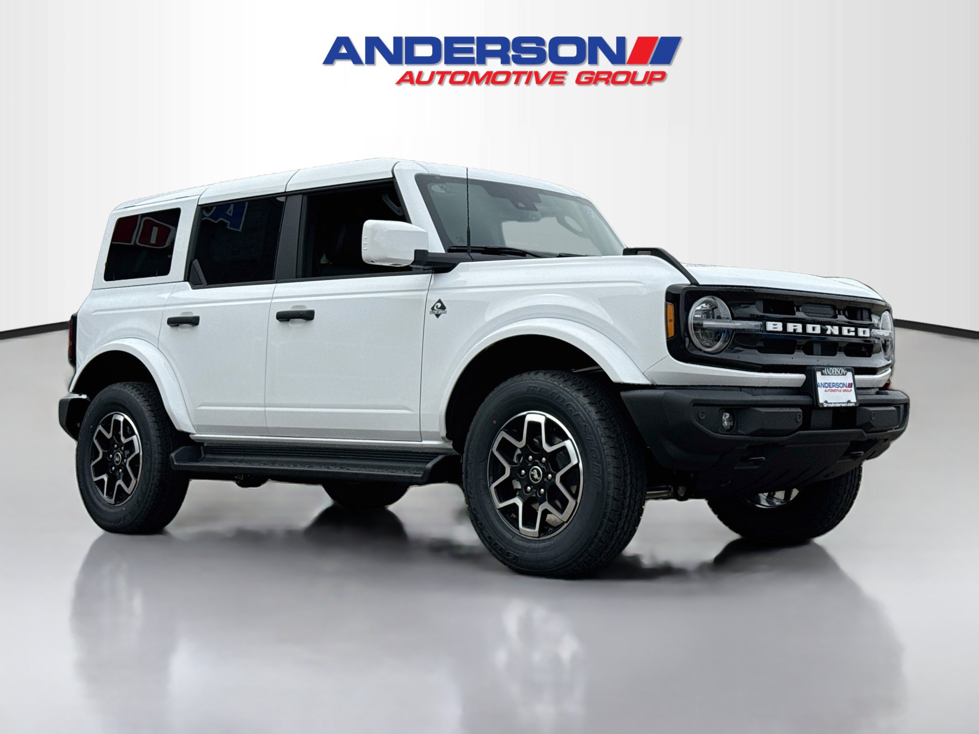 New 2026 Ford Bronco Outer Banks AWD/4WD image 1