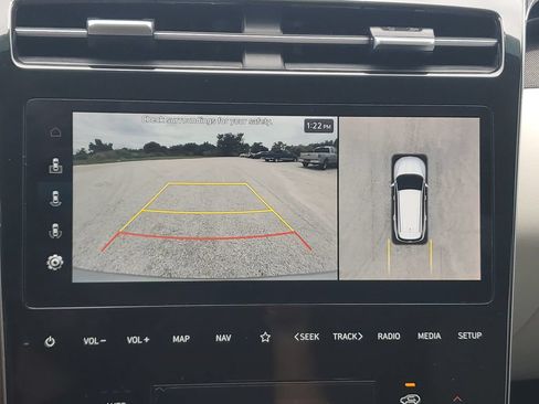Used 2024 Hyundai Tucson Limited AWD/4WD image 18