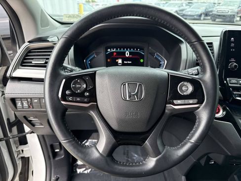 Used 2023 Honda Odyssey Touring image 41
