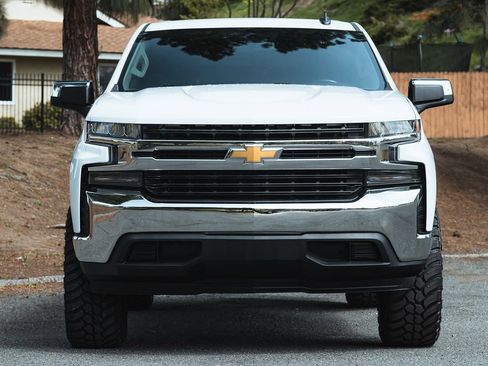 Used 2020 Chevrolet Silverado 1500 LT w/ All-Star Edition image 6