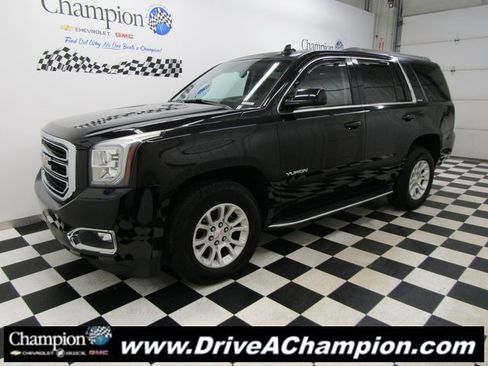 Used 2016 GMC Yukon SLE w/ HD Trailering Package image 7