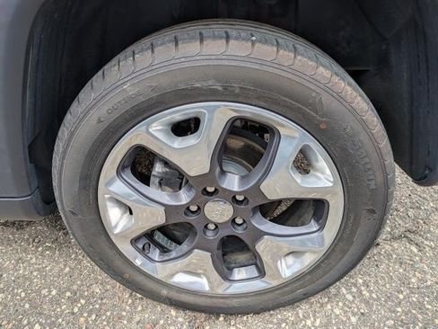 Used 2021 Jeep Compass Limited AWD/4WD image 16