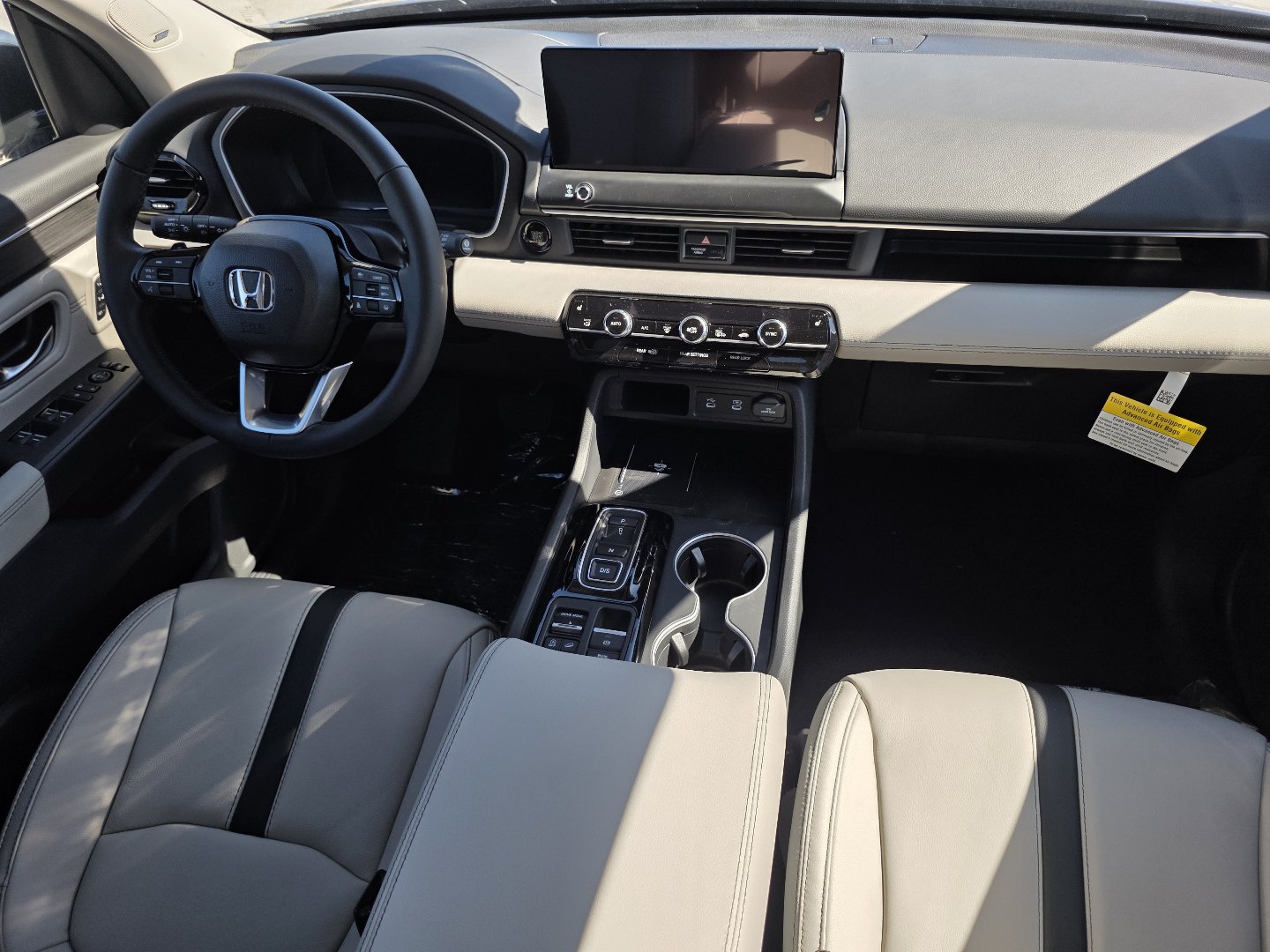 New 2026 Honda Pilot Touring image 23