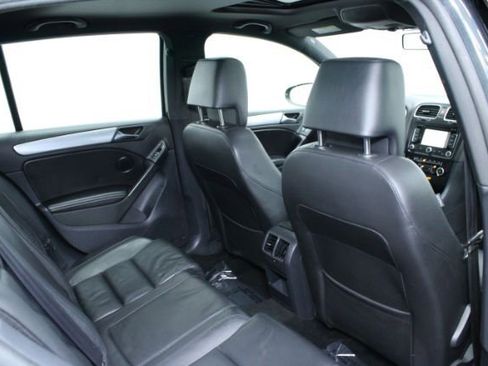 Used 2013 Volkswagen Golf 4-Door image 22