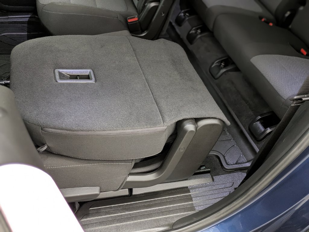 Used 2023 Chevrolet Traverse LT w/ LPO, Floor Liner Package AWD/4WD image 18