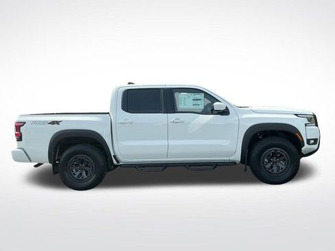 New 2026 Nissan Frontier PRO-4X w/ Tow Package AWD/4WD image 8