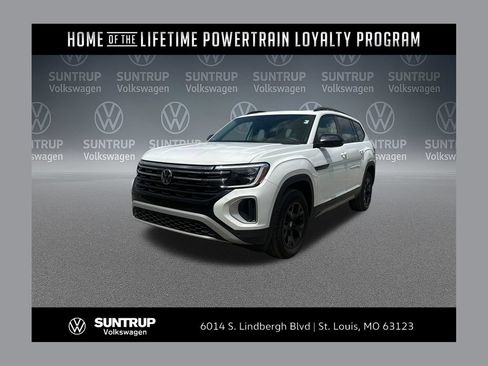 Used 2025 Volkswagen Atlas Peak Edition SE AWD/4WD image 1