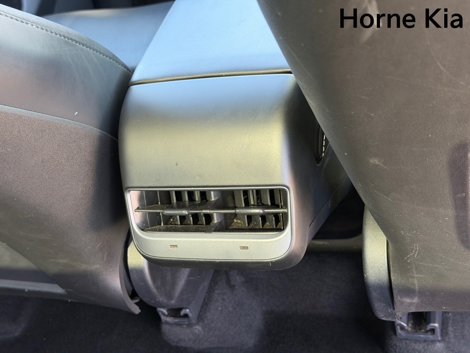 Used 2024 Tesla Model Y 2WD image 13