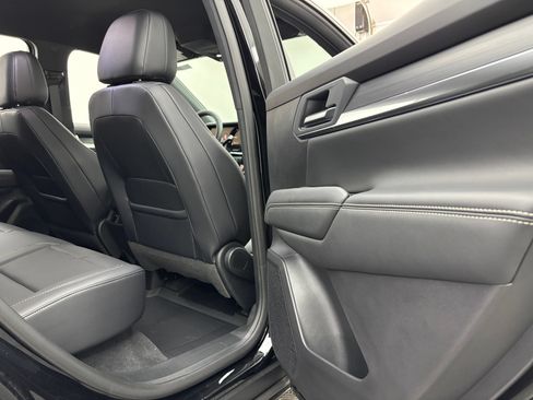 New 2027 GMC Terrain Elevation w/ Elevation Premium Package FWD image 35