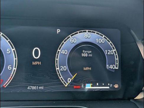 Used 2023 Jeep Grand Cherokee Altitude AWD/4WD image 21