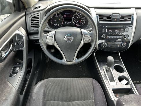 Used 2013 Nissan Altima 2.5 S image 12