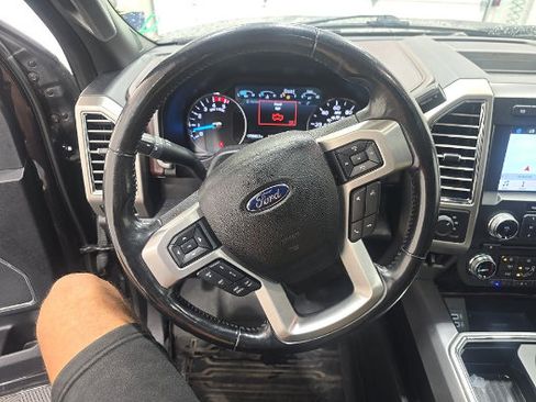 Used 2017 Ford F250 Platinum w/ Platinum Ultimate Package AWD/4WD image 8