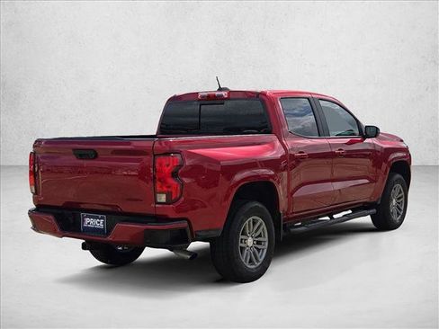 Used 2024 Chevrolet Colorado LT w/ LT Convenience Package image 5