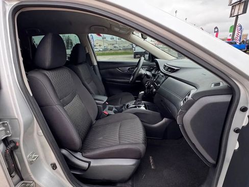Used 2020 Nissan Rogue S image 15
