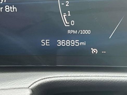 Used 2024 Cadillac XT4 Premium Luxury image 22