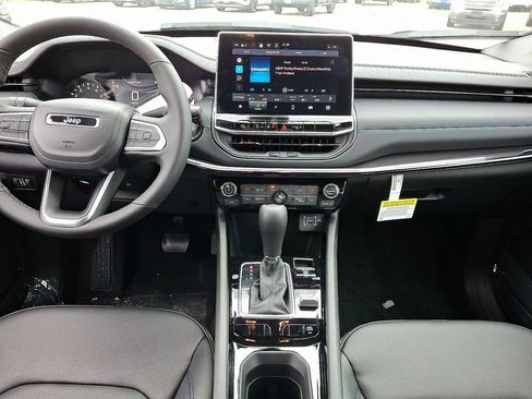 New 2026 Jeep Compass Limited image 11