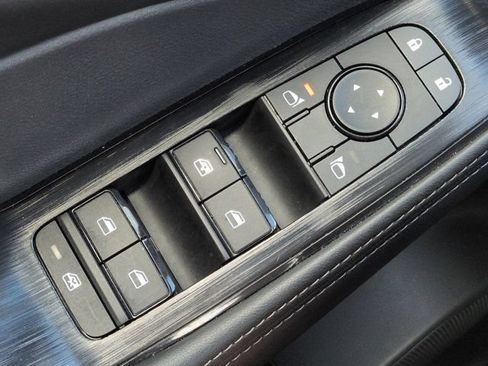 Used 2026 Nissan Rogue SV w/ SV Premium Package FWD image 24
