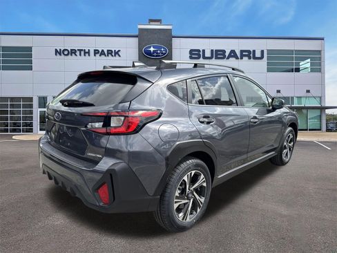 Certified 2025 Subaru Crosstrek 2.0i Premium image 3