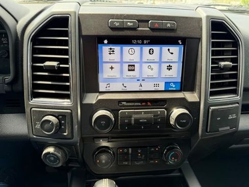 Used 2018 Ford F150 XLT w/ Equipment Group 302A Luxury AWD/4WD image 15
