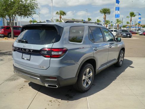 New 2026 Honda Pilot EX-L image 5