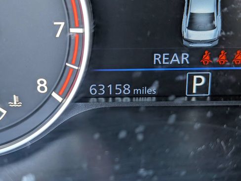 Used 2024 Nissan Altima 2.5 SV FWD image 13