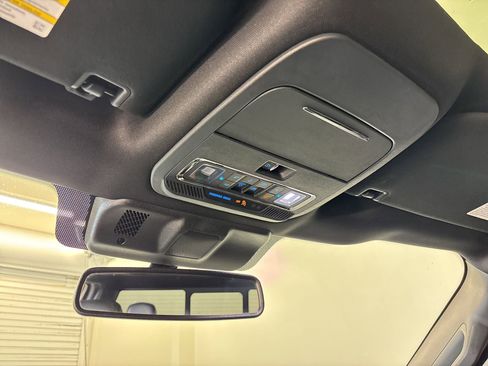 Used 2022 Ford F150 Platinum w/ Equipment Group 701A High image 16