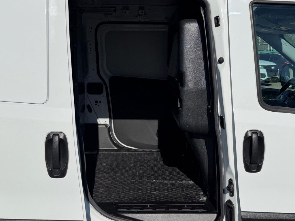 Used 2018 RAM ProMaster City Tradesman FWD image 18