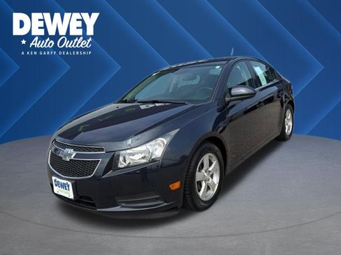Used 2014 Chevrolet Cruze LT FWD image 1
