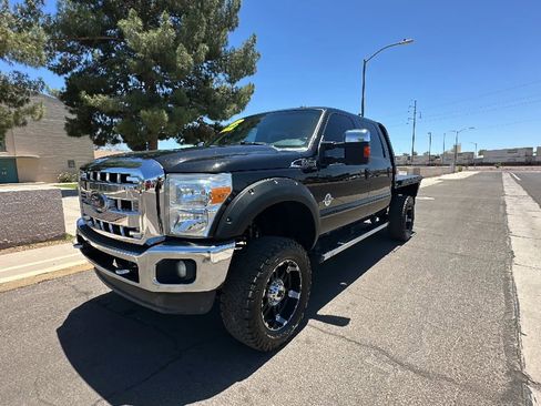 Used 2013 Ford F250 Lariat w/ Lariat Ultimate Pkg AWD/4WD image 9