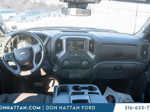 Used 2022 Chevrolet Silverado 1500 Custom image 4