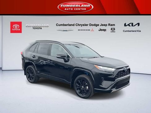 Used 2023 Toyota RAV4 SE w/ SE Grade Weather Package image 1