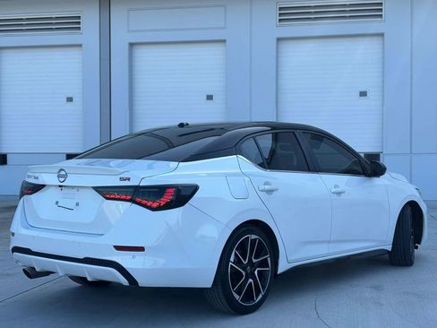 Used 2024 Nissan Sentra SR image 9