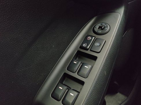 Used 2016 Kia Forte LX image 27