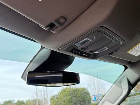 Used 2023 GMC Sierra 1500 Elevation image 25