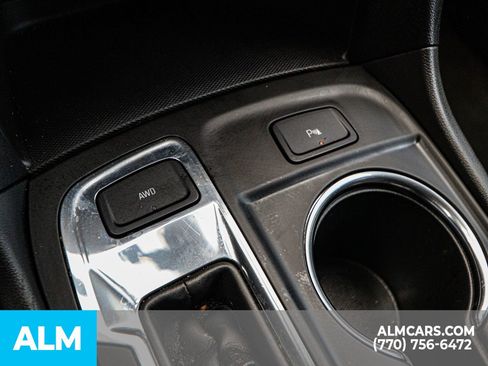 Used 2023 Chevrolet Equinox LT w/ LPO, Floor Liner Package image 48