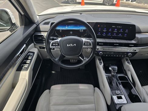 Used 2023 Kia Telluride SX Prestige AWD/4WD image 13