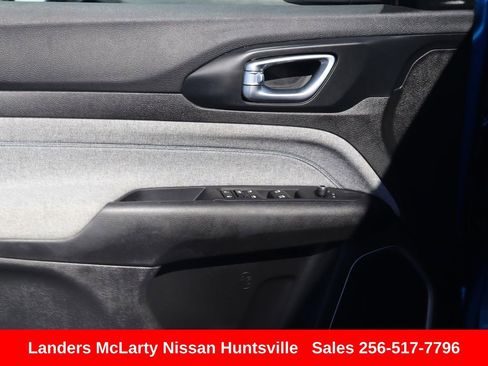 Used 2024 Jeep Compass Sport image 20