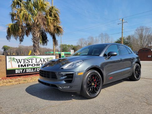 Used 2017 Porsche Macan GTS w/ Premium Package Plus image 1
