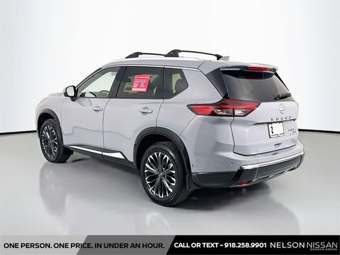 Certified 2025 Nissan Rogue Platinum AWD/4WD image 7