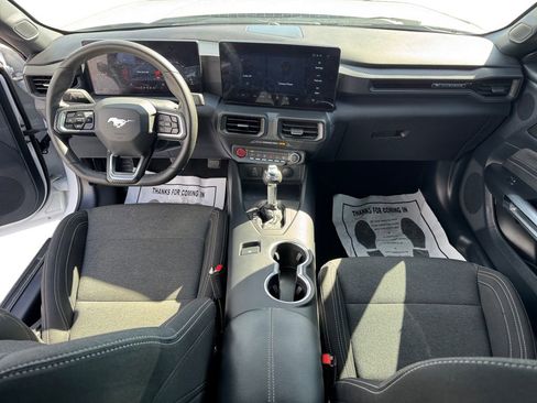 Used 2024 Ford Mustang Coupe image 12