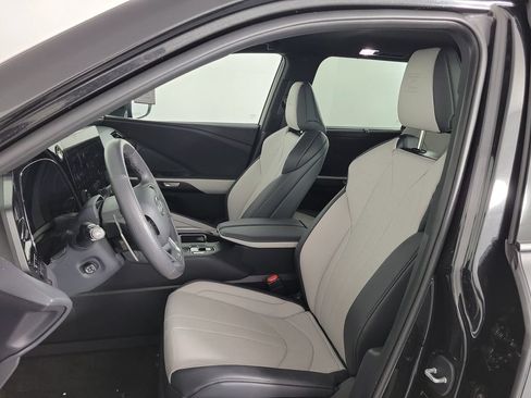 Used 2026 Lexus TX 500h AWD w/ Technology Package image 16