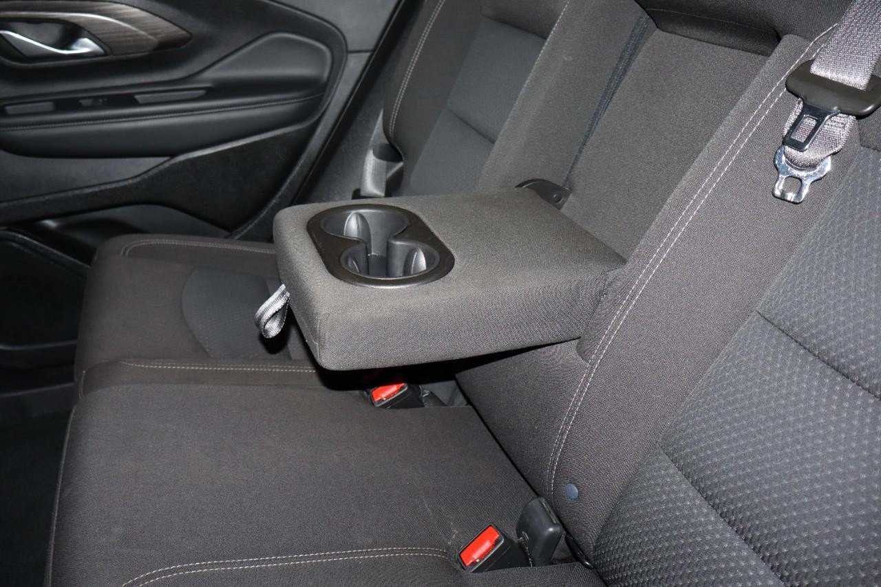 Used 2024 GMC Terrain SLE AWD/4WD image 24