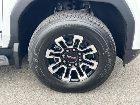 New 2026 GMC Sierra EV Elevation image 33