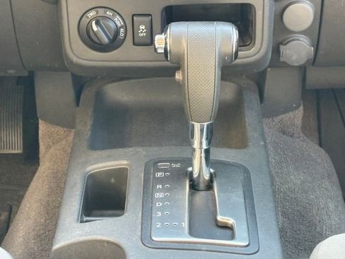 Used 2015 Nissan Xterra X image 14