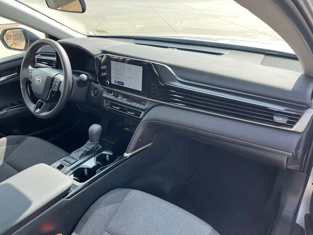 Used 2026 Toyota Camry LE FWD image 13